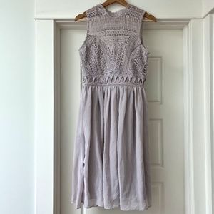 Light Mauve Woven Top Dress